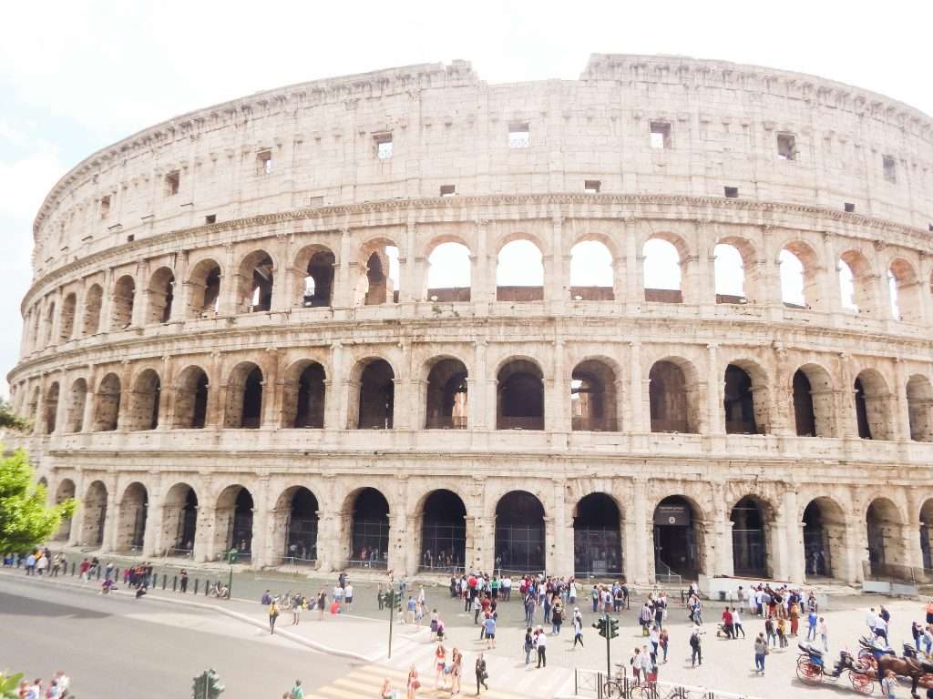 Colosseum Roman ruins in Rome - Colosseum, the Roman Forum and the Palatine Hills are definitely the most famous ancient Roman ruins in Rome, however, there are many more Roman buildings that adorn the city and its outskirts, but here in this post